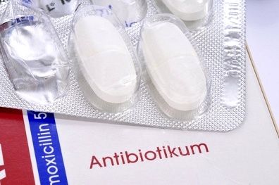 Los antibióticos tratan las infecciones bacterianas