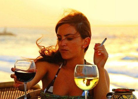 Se han identificado países donde las mujeres fuman más que los hombres