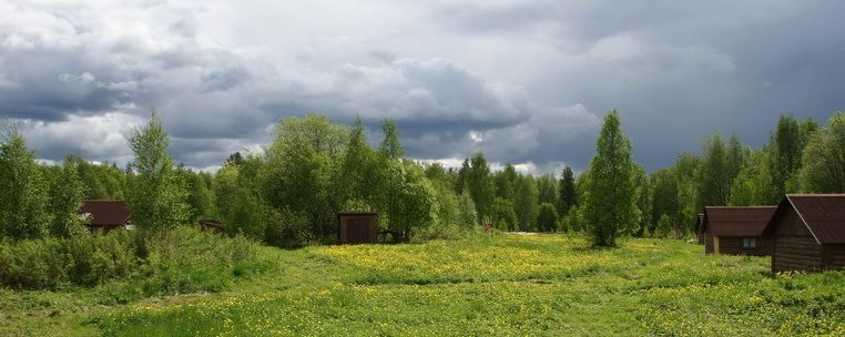 Descanse en Karelia en otoño: nublado y lluvioso