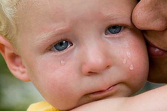 Causas de bebés llorando